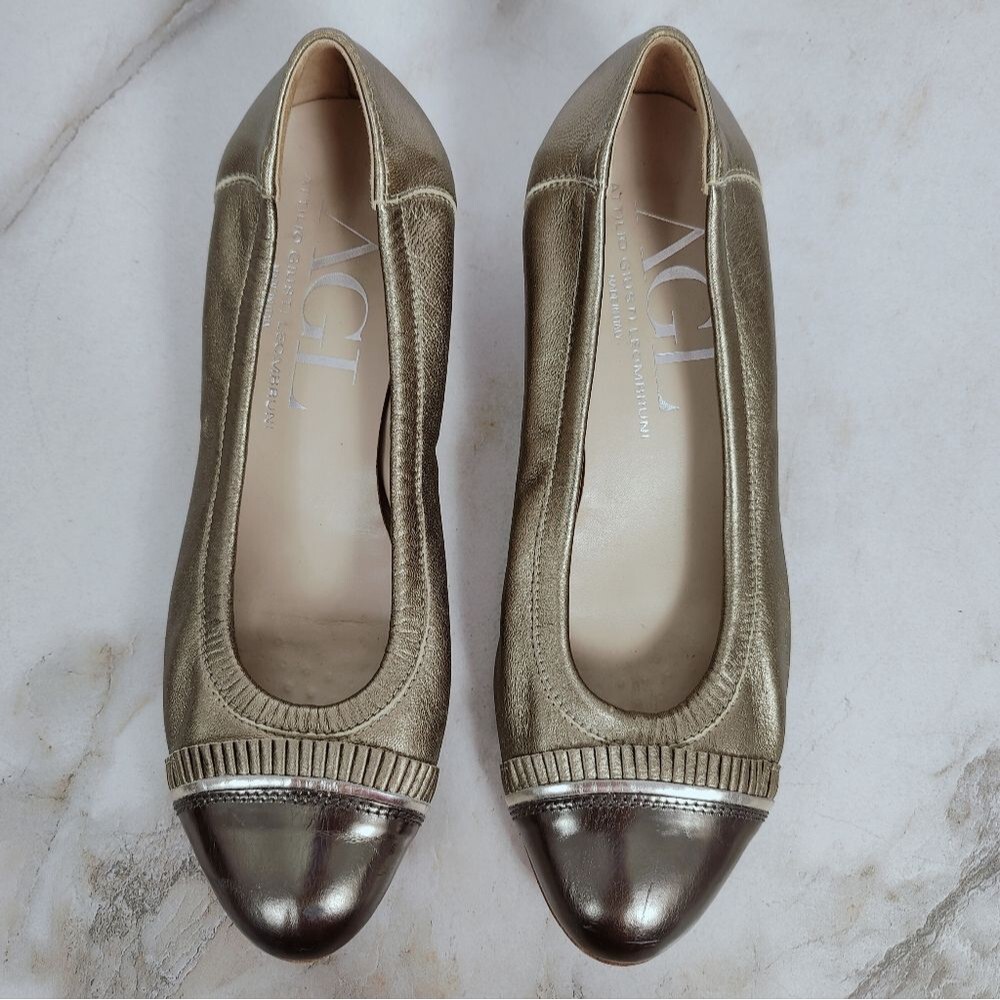 AGL Attilio Giusti Leombruni Metallic Gold Leather Cap Toe Ballet Flats Pumps, 9